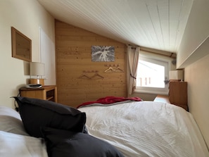 3 camere, culla da viaggio, Wi-Fi gratuito, lenzuola