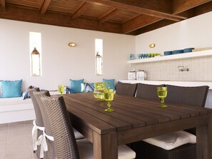 تناول الطعام