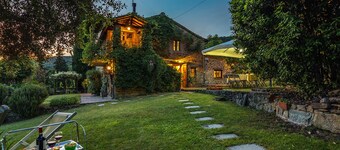 I Mandorli 8, Emma Villas