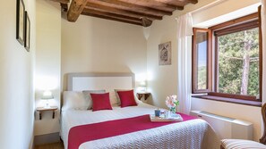 7 chambres, fer et planche à repasser, Wi-Fi gratuit, draps fournis