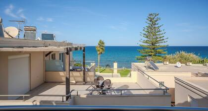 Arena - Beach Villa - - Wifi- Sleep 4 - Sea view - Direct access to beach