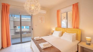 2 bedrooms, iron/ironing board, travel cot, free WiFi