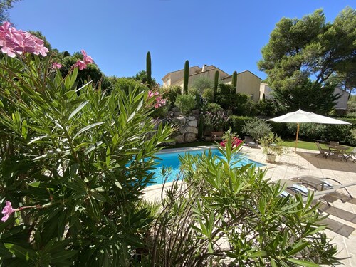 Ferienhaus - 6   Räume - 8   Personen