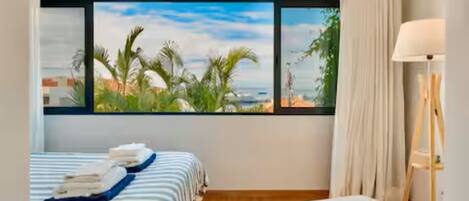 2 Schlafzimmer, Bügeleisen/Bügelbrett, kostenloses WLAN, Bettwäsche