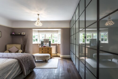 👨‍👨‍👧‍👦   Countryside Family Friendly House & Annex - completely detached