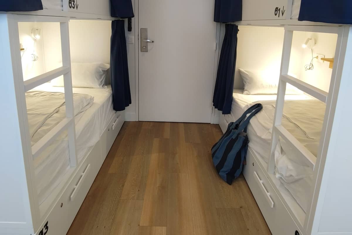 Shared Dormitory, Mixed Dorm (4 pers) | Iron/ironing board (on request), WiFi (free), bed sheets