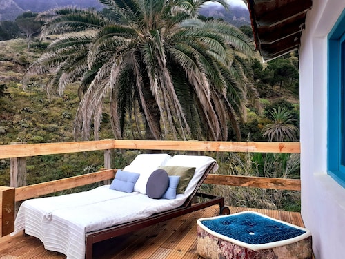 CASA AURA sunshine over the sea