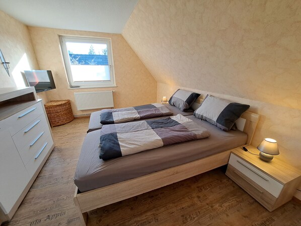 2 bedrooms, free WiFi