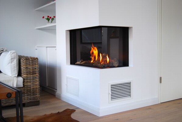 Interior - Chic and comfortable living in Zingst - WLAN, Sky, fireplace, sauna, close to the beach (Zingst)