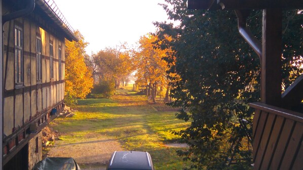 Property grounds - Brunow vacation apartment "At home in nature" (Neundorf)