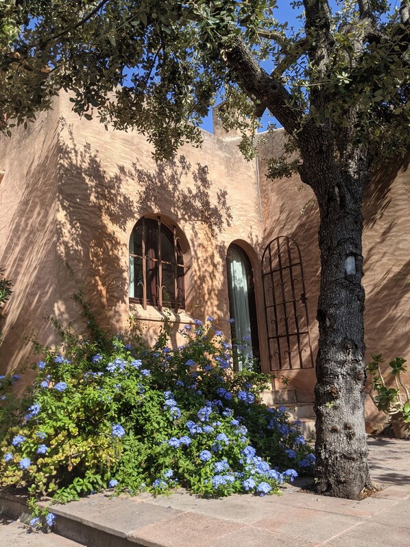 Exterior - Romantic house with garden and mountain views (Cala San Vicente)