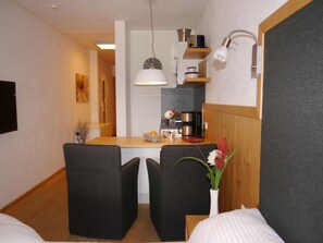 1 غرفة نوم وواي فاي مجانًا وملاءات أسرّة