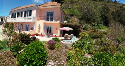 Authentisches Madeirahaus mit atemberaubendem Ozeanblick