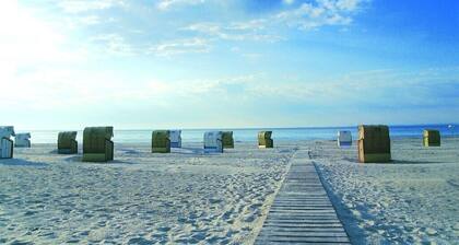 The beach apartment in Grömitz, for 2 people, 100 m to the beach, WiFi