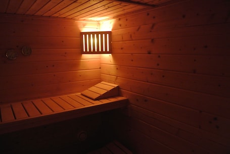 Sauna. Vacation apartment in a quiet location by the flowing waters of the River Theel