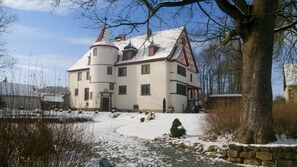 Esterni