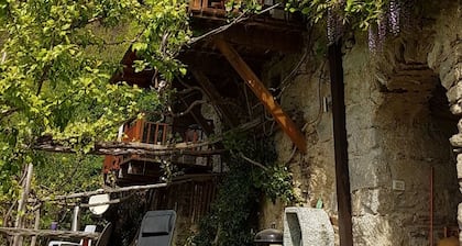 Grosszügiges Landhaus für max. 8 Pers. in traumhafter Lage auf der Alpensüdseite