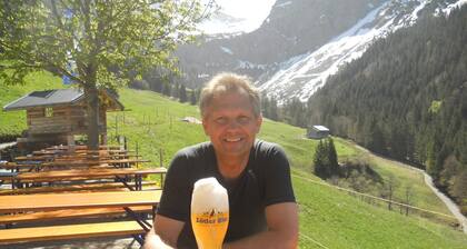 Moderne, lichtdurchflutete RĂ€ume. Im Sommer kostenlose Nutzung der Bergbahnen,