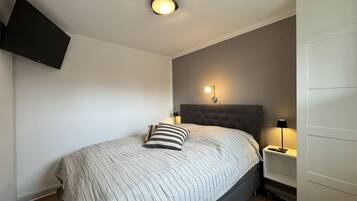 1 bedroom, travel crib, free WiFi