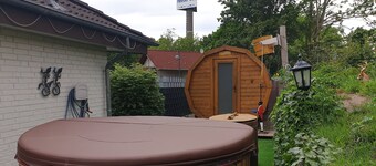 Bungalow Heede am Heeder See with sauna, whirlpool, 8 persons