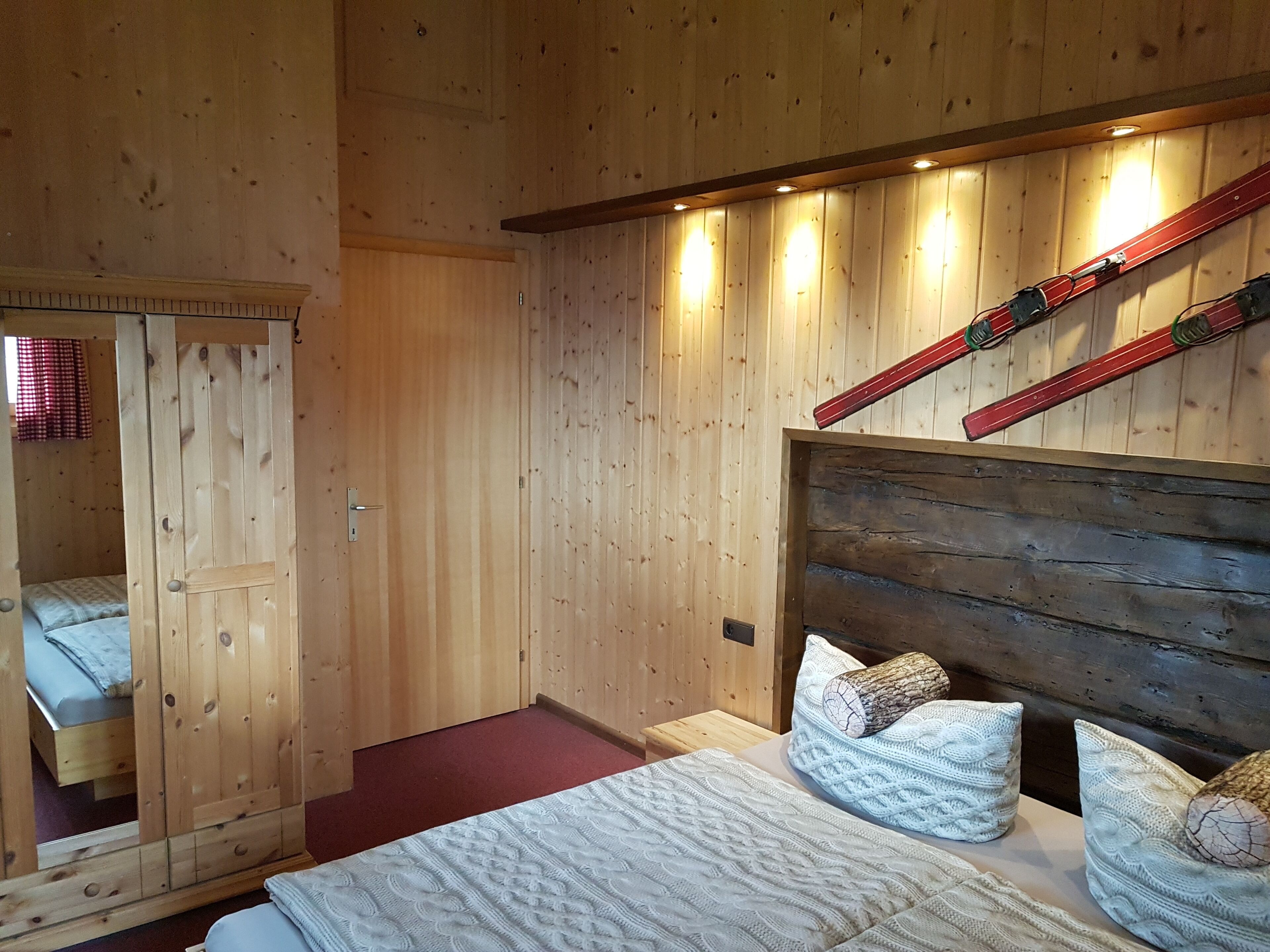 Ancien De 350 Ans Ferme De Montagne à 1140m D'altitude Dans Un Endroit Isolé - Schruns