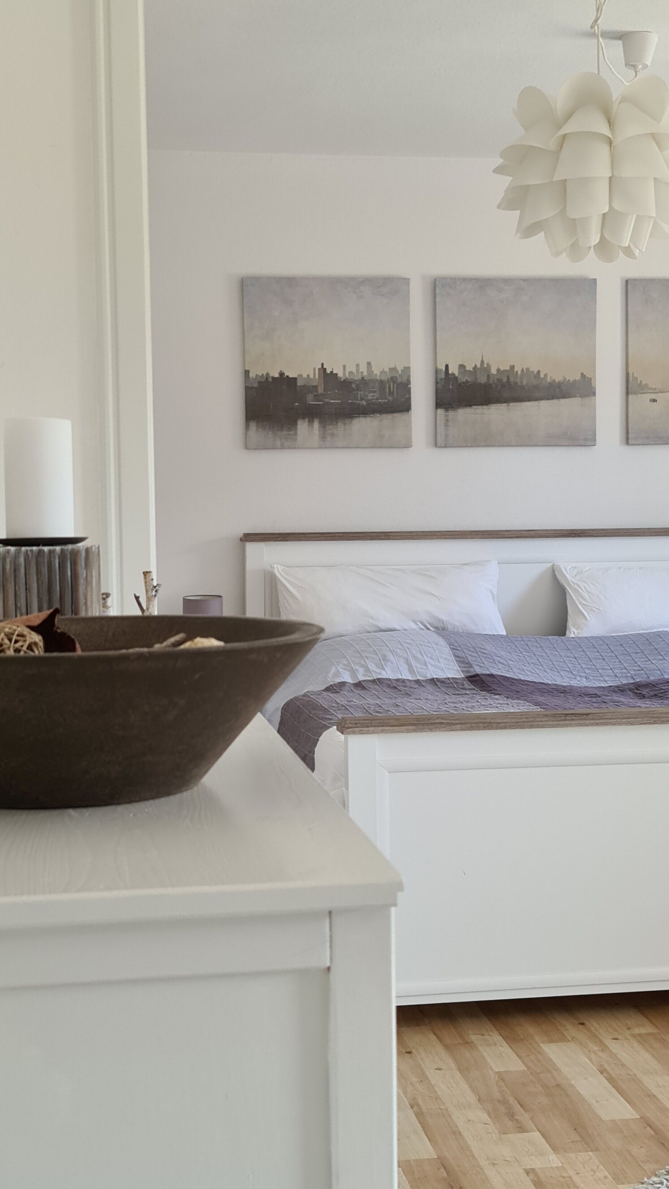 3 bedrooms, soundproofing, iron/ironing board, travel crib