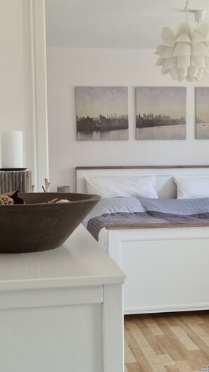 3 bedrooms, soundproofing, iron/ironing board, travel crib - North Sea apartment (Meldorf)