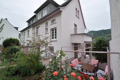 Vacation home for families or friends, dogs welcome