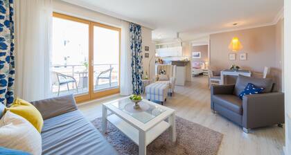 Exclusive apartment with sea view, balcony, WLAN, only 80m to the beach