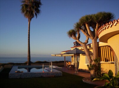 UBICACIÓN DE ENSUEÑO con una maravillosa VISTA DE ATLANTIK-TEIDE-PUERTO DE LACRUZ