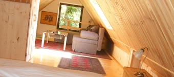 Comfortable holiday home in the vineyards, in an absolutely quiet location
