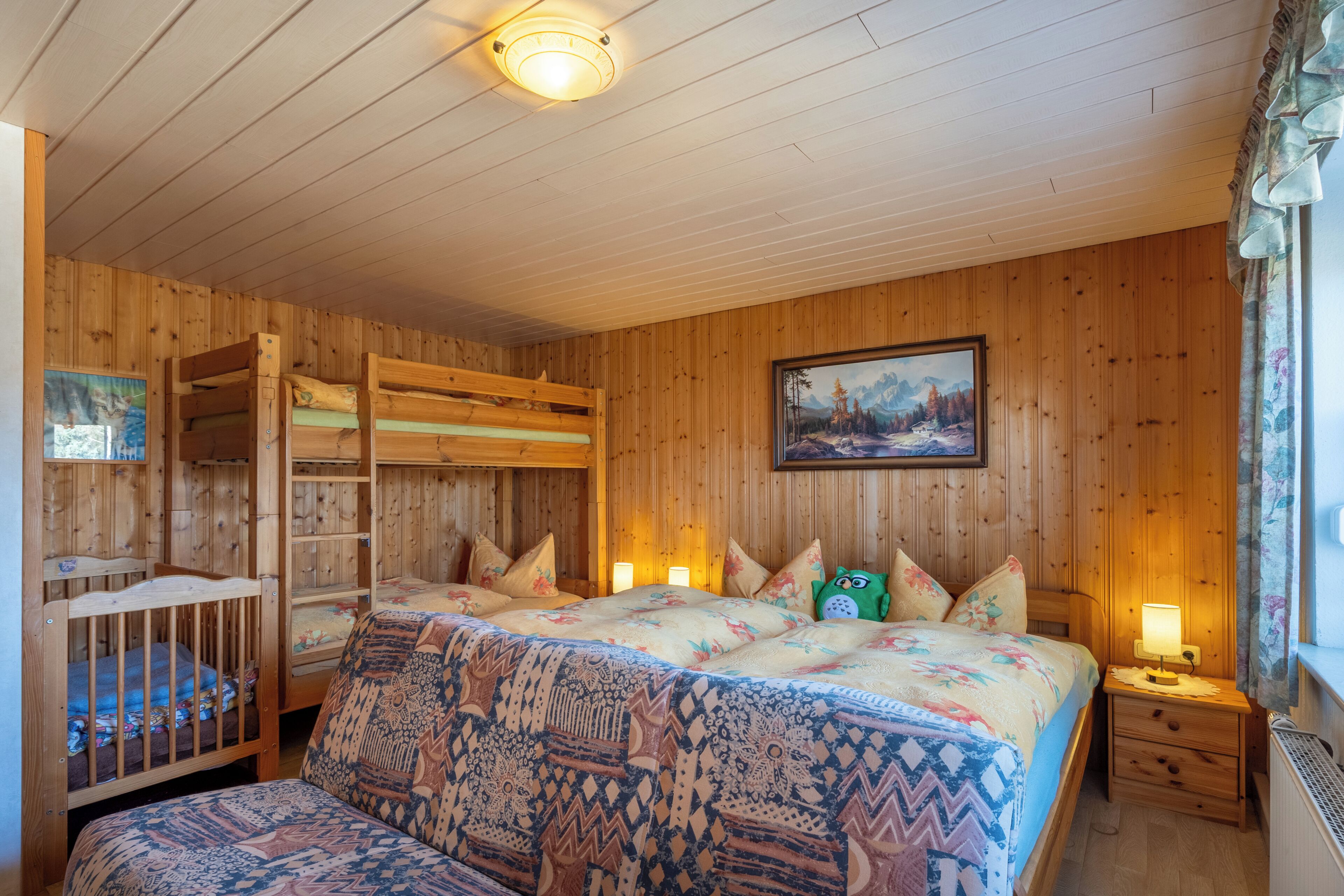 1 bedroom, iron/ironing board, travel crib, free WiFi