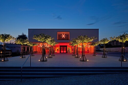 Fam.freundl., max 6 Personen,Haustier auf Anfrage, großer Garten WLAN,Parkplätze