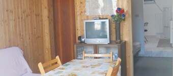 Beautiful house in the heart of the medieval village, between the mountains and beaches