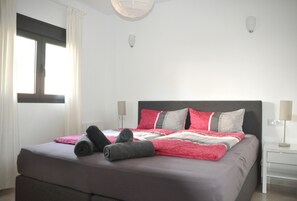 2 Schlafzimmer, Bügeleisen/Bügelbrett, kostenloses WLAN, Bettwäsche