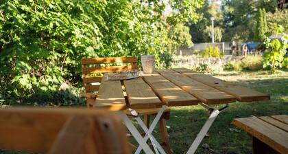In the center of Quedlinburg, quiet and with a view of the garden and parking space