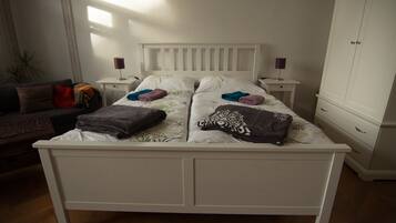 1 bedroom, iron/ironing board, free WiFi, bed sheets