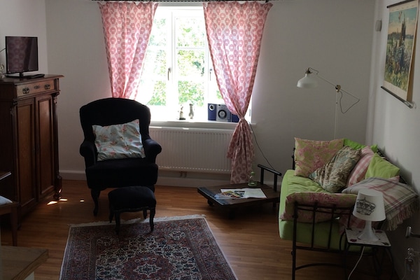 Wohnzimmer in "Himmelblau" - living room in "Himmelblau"