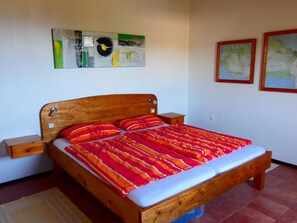 2 chambres, bureau, accès au Wi-Fi (inclus), literie fournie