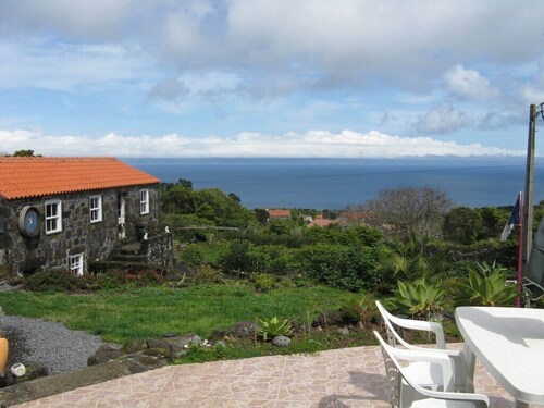 Vacances aux Açores chez l'habitant en périphérie, au calme, avec vue de rêve