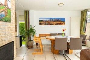 Dining - Allergy-friendly FH with gigabit internet, beach cabin and swimming pool (Nordholland)