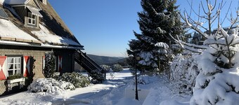 Large cozy apartment centrally in Winterberg with panoramic views