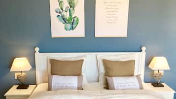 3 bedrooms, in-room safe, iron/ironing board, free WiFi