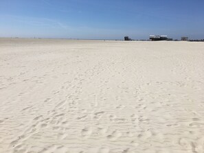 In Strandnähe, Liegestühle