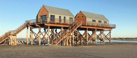 Beach nearby, sun-loungers