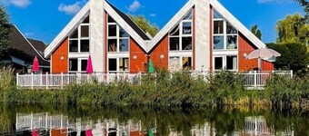 Vacation home with water terrace incl. additional costs - with sauna and fireplace 