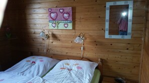 2 chambres, lit parapluie, Wi-Fi gratuit, draps fournis