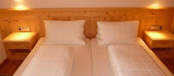 Limestone comfort double room with breakfast