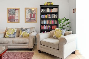 智能電視、書籍、音響