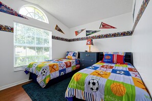 4 bedrooms, iron/ironing board, travel cot, free WiFi